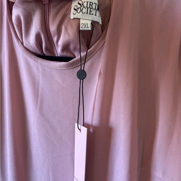Marbella Pink Maxi Dress - Modest, flirty, Valentine’s Day, spring - Picture 5 of 6
